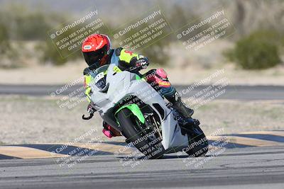 media/Jan-15-2026-Racers Edge (Thu) [[dfebeb70ab]]/3-B Group/Session 4 (Turn 5)/